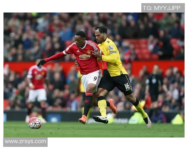 曼联与维拉的激烈对决回顾13赛季经典战役再现足球魅力 曼联与维拉的激烈对决回顾13赛季经典战役再现足球魅力